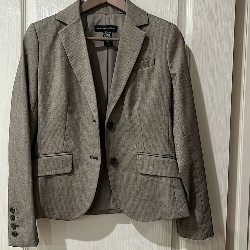 New York & Co Blazer. Size 4